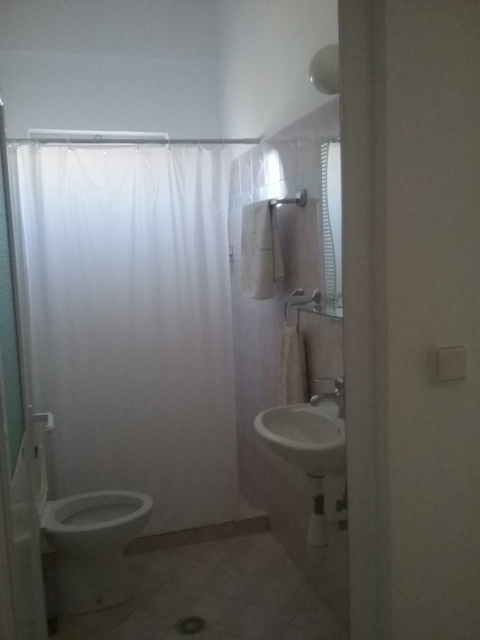 Hotel Mikela Ksamil Zimmer foto